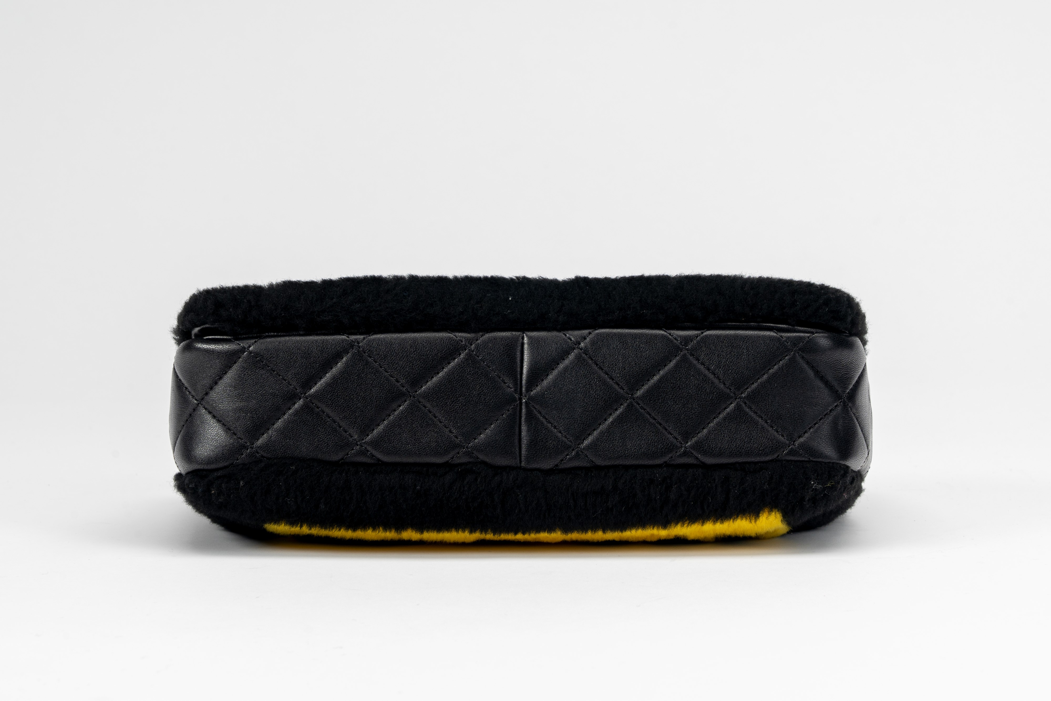 Chanel - Borsa Pop Art N.5, shearling e pelle nera, 2014