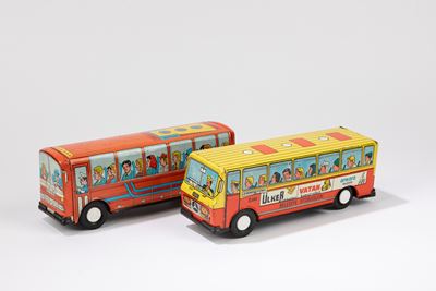Due Autobus Turchi
