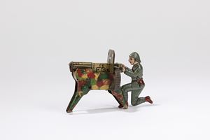 Soldato con mitragliatrice