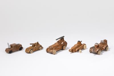 Cinque Mezzi Militari