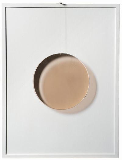 Immagine circolare, legno e acrilico su perspex