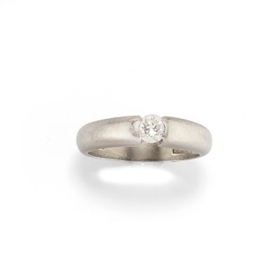 Anello in platino con diamante taglio brillante di 0,24 ct