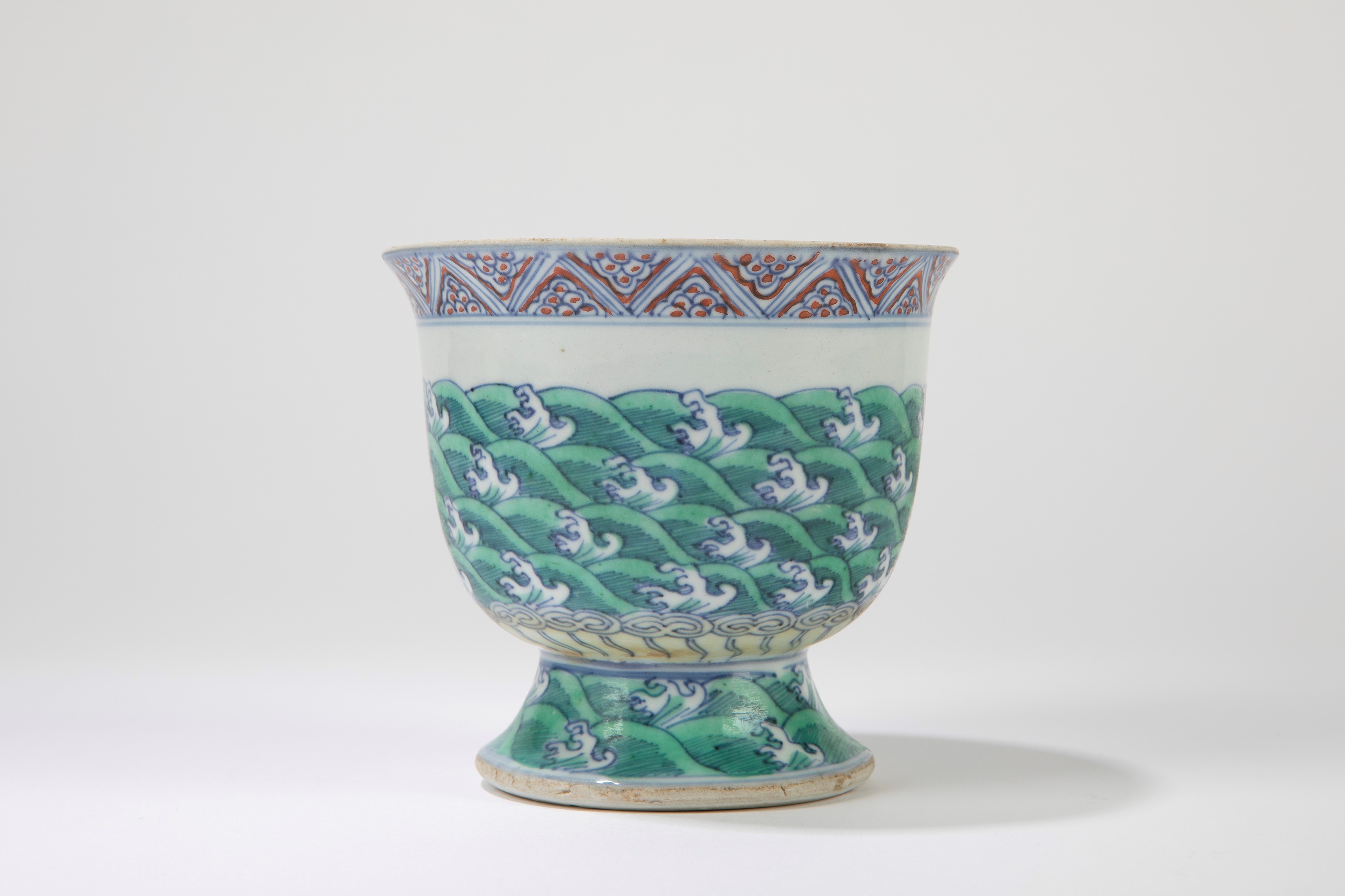 RARA COPPA RITUALE IN PORCELLANA ''DUCAI''