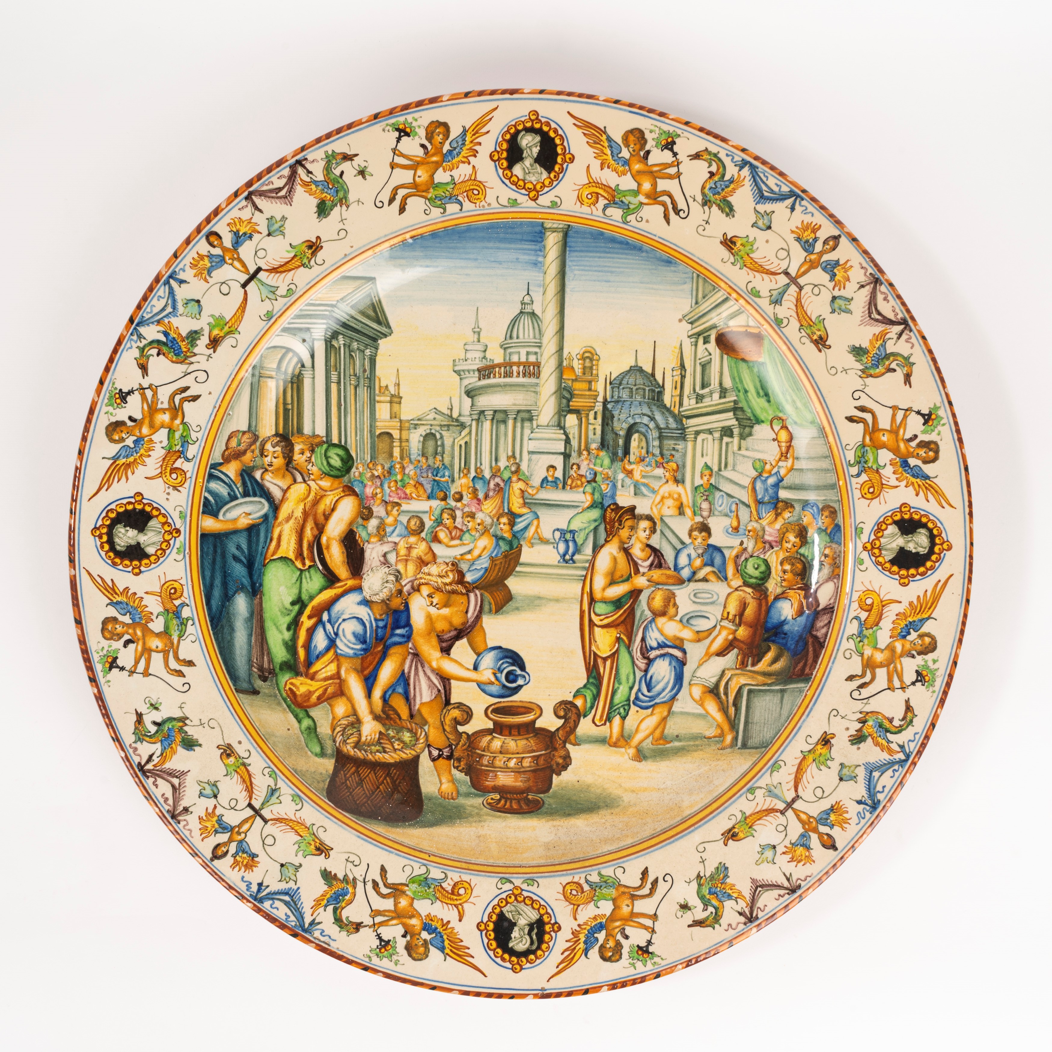 Molaroni Pesaro - Coppia di Piatti Istoriati in Maiolica, Secoli XIX-XX