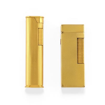 Due accendini placcati in oro giallo