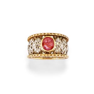  - Anello con rubino