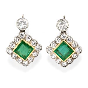 Emerald earrings