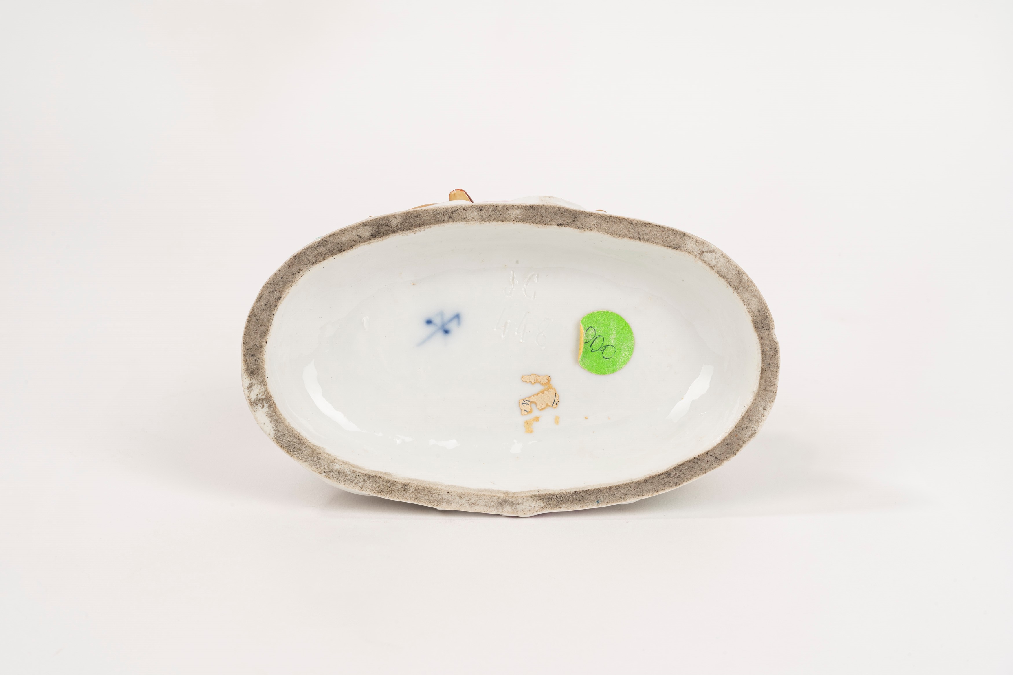 Saliera in porcellana policroma