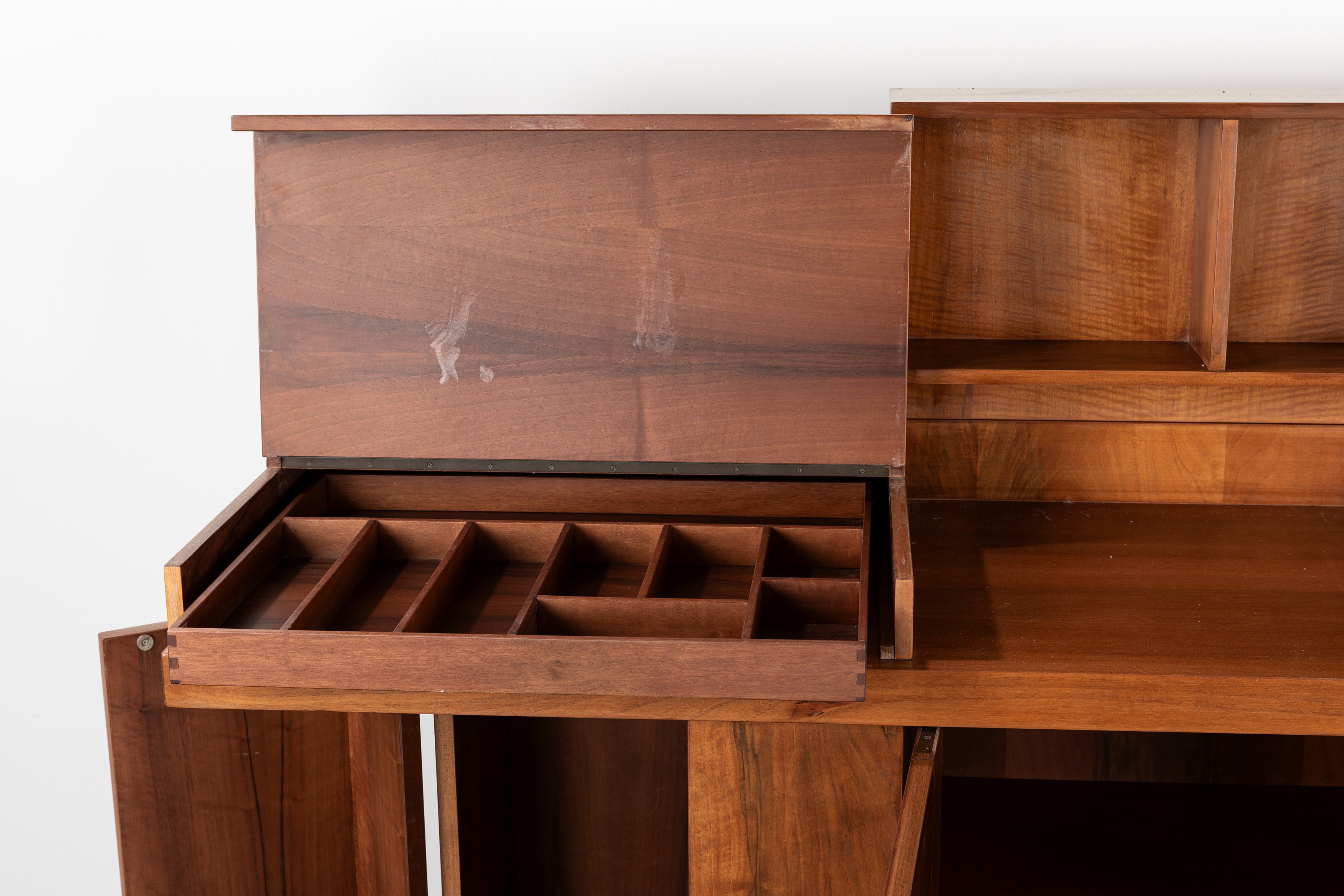 Silvio Coppola - Credenza