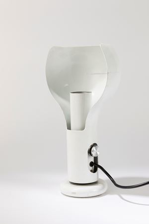 Flash table lamp