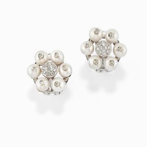 Orecchini in oro bianco 18K