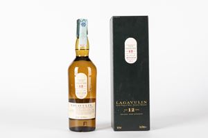 Lagavulin 12 Years Scotch Whisky Natural Cask Strenght