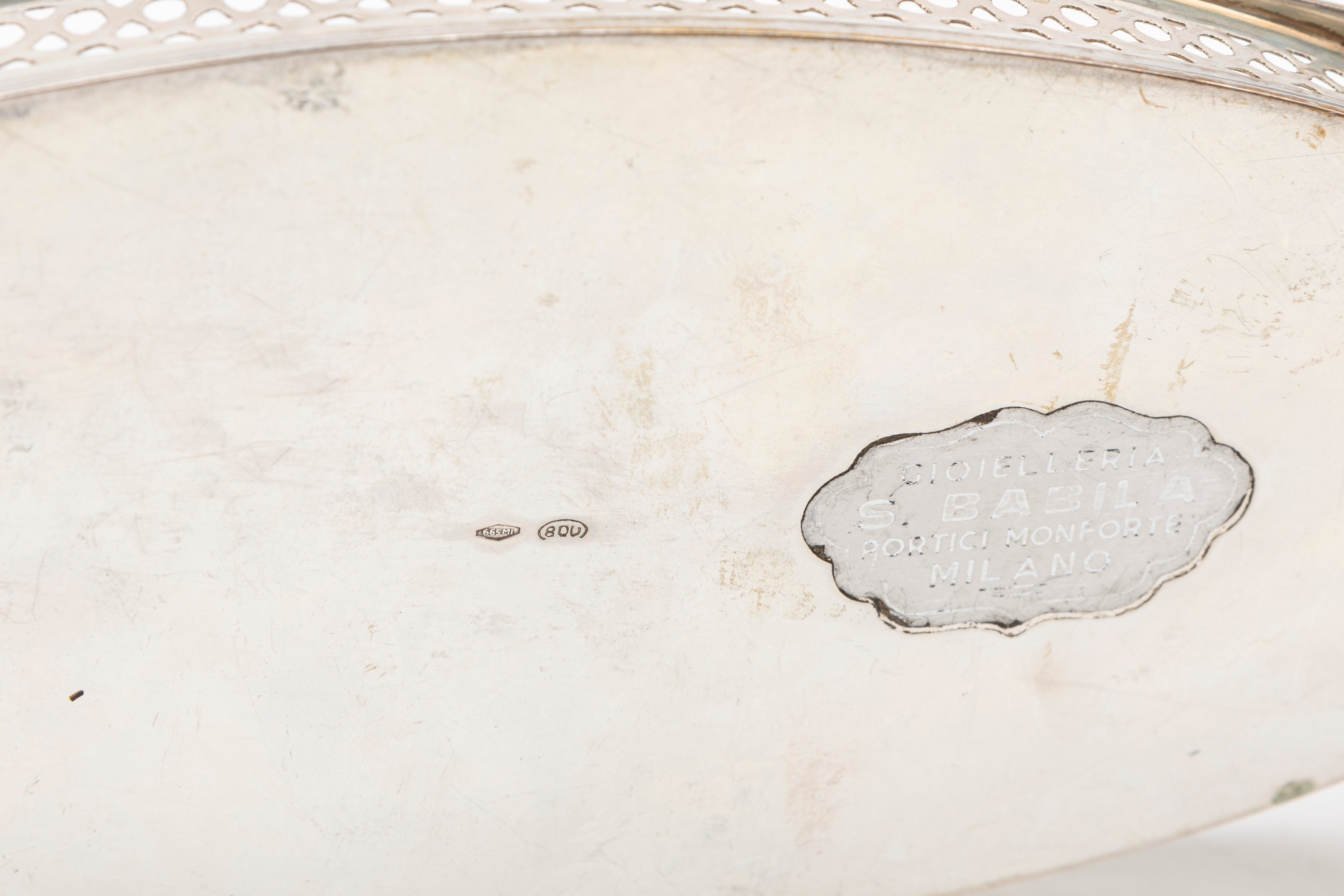 Gruppo di undici oggetti