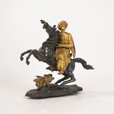 Scultura Orientalista Raffigurante Cavallo e Cavaliere in Bronzo Dorato e a Patina Scura, Secolo ...
