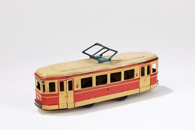 Raro Tram in Latta "veb Ms"