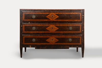 Commode Luigi XVI, Secolo XVIII