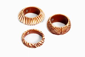 Lot comprising three bangles