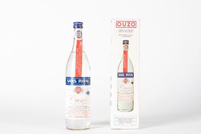 Sans Rival Ouzo, distillato in confezione originale