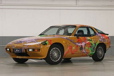 924