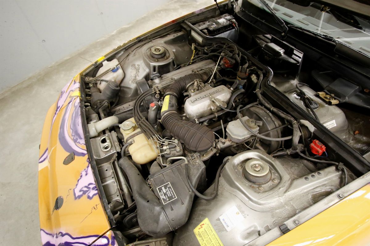 Porsche - 924