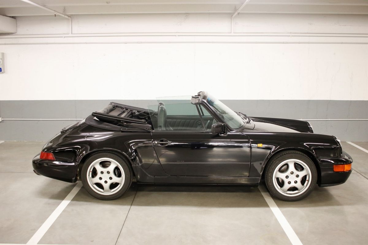 Porsche - 911 (964) Carrera 4 Cabriolet