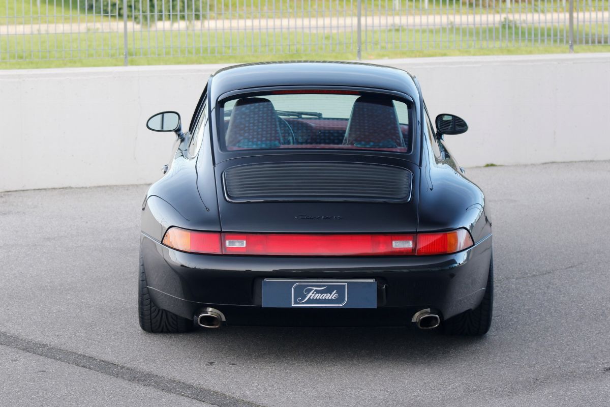 Porsche - 911 (993) Carrera 2