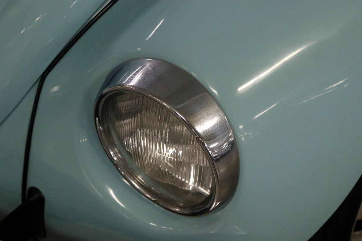 Volkswagen - 1302