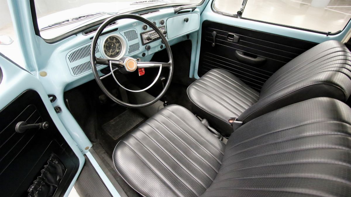 Volkswagen - 1302