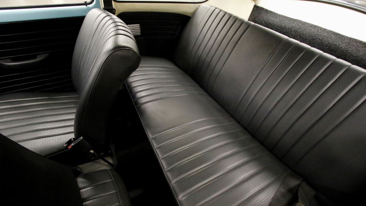 Volkswagen - 1302