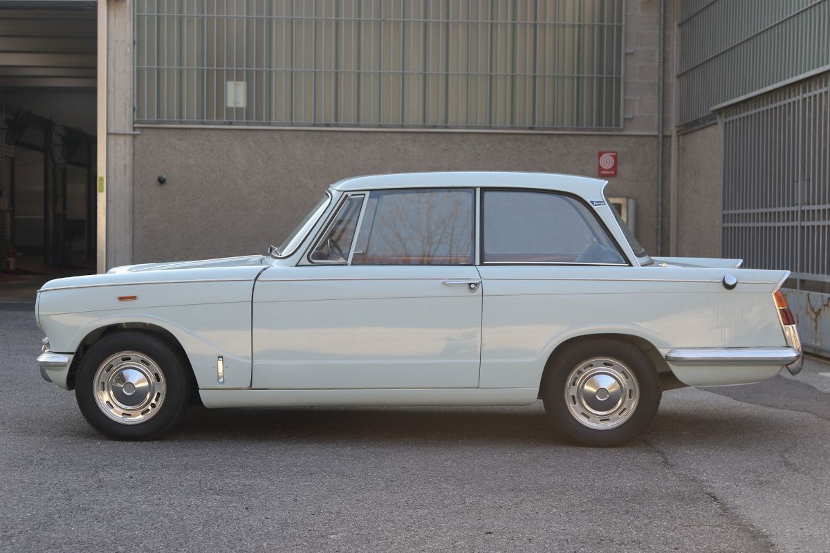 Triumph - Vitesse 6