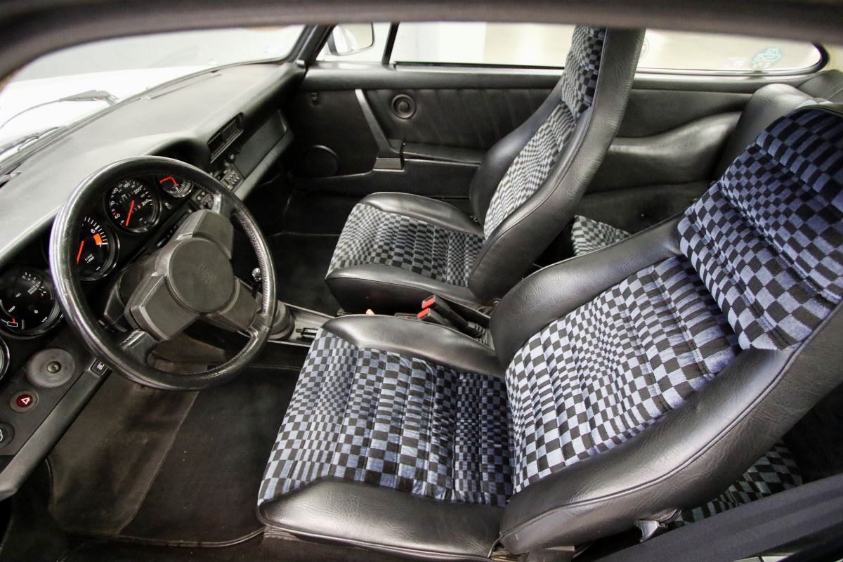 Porsche - 911 Sc 3.0