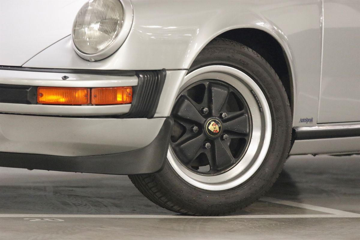 Porsche - 911 Sc 3.0