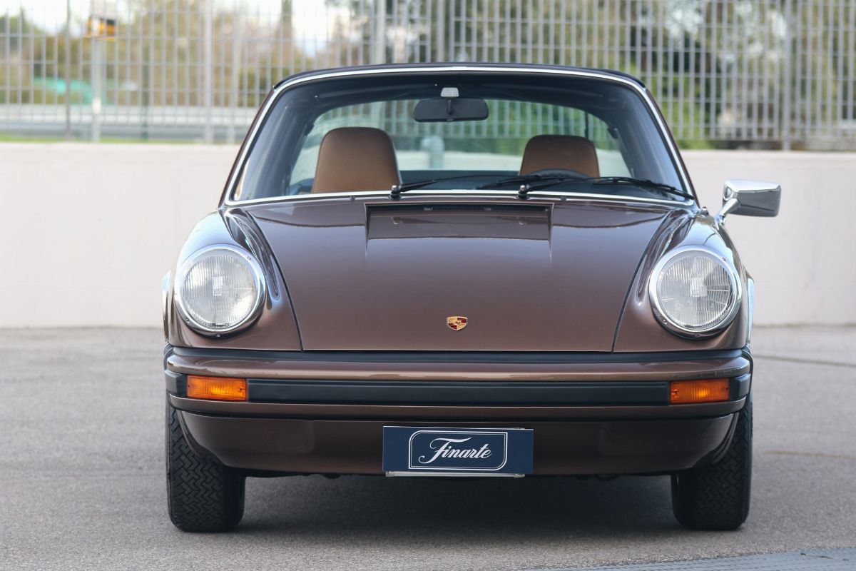 Porsche - 911 S 2.7 Targa