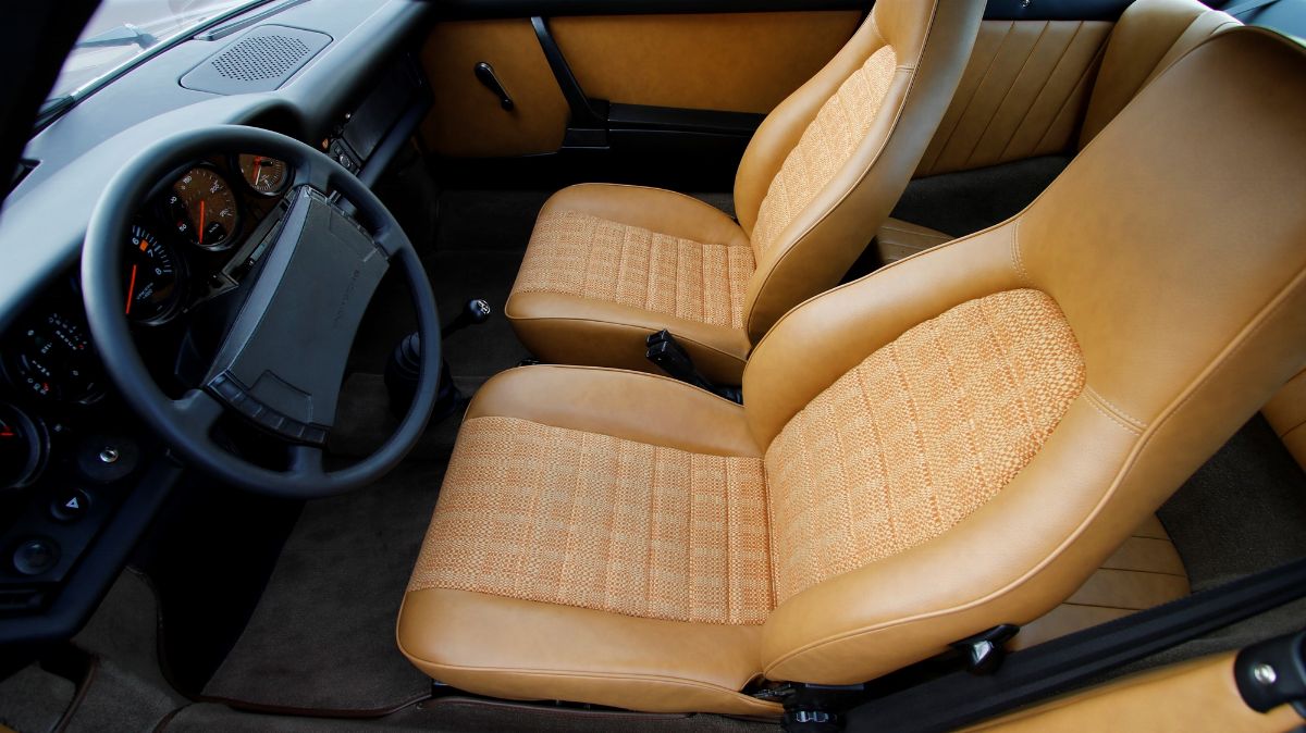 Porsche - 911 S 2.7 Targa