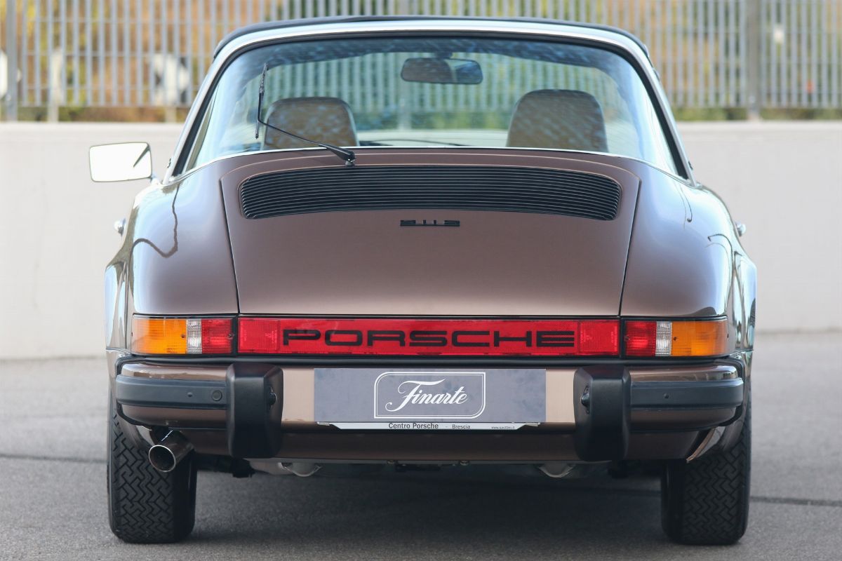 Porsche - 911 S 2.7 Targa