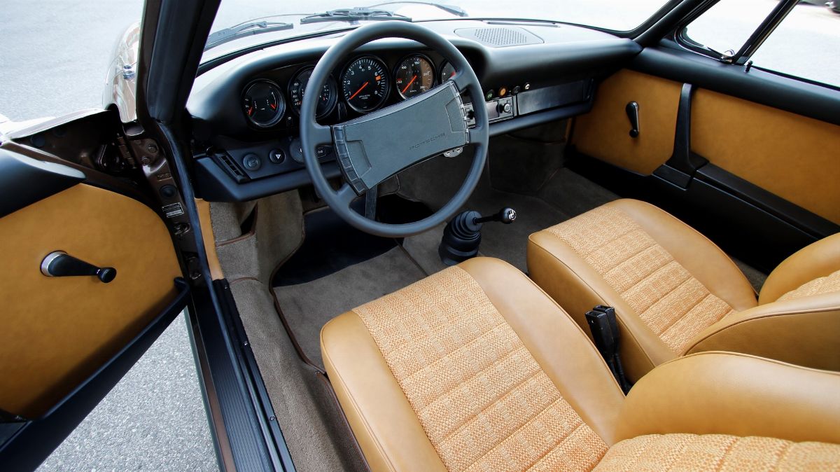 Porsche - 911 S 2.7 Targa