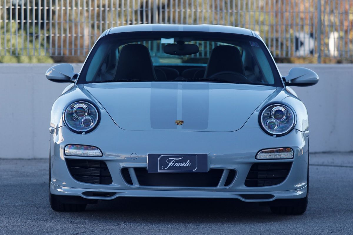 Porsche - 911 (997) Sport Classic
