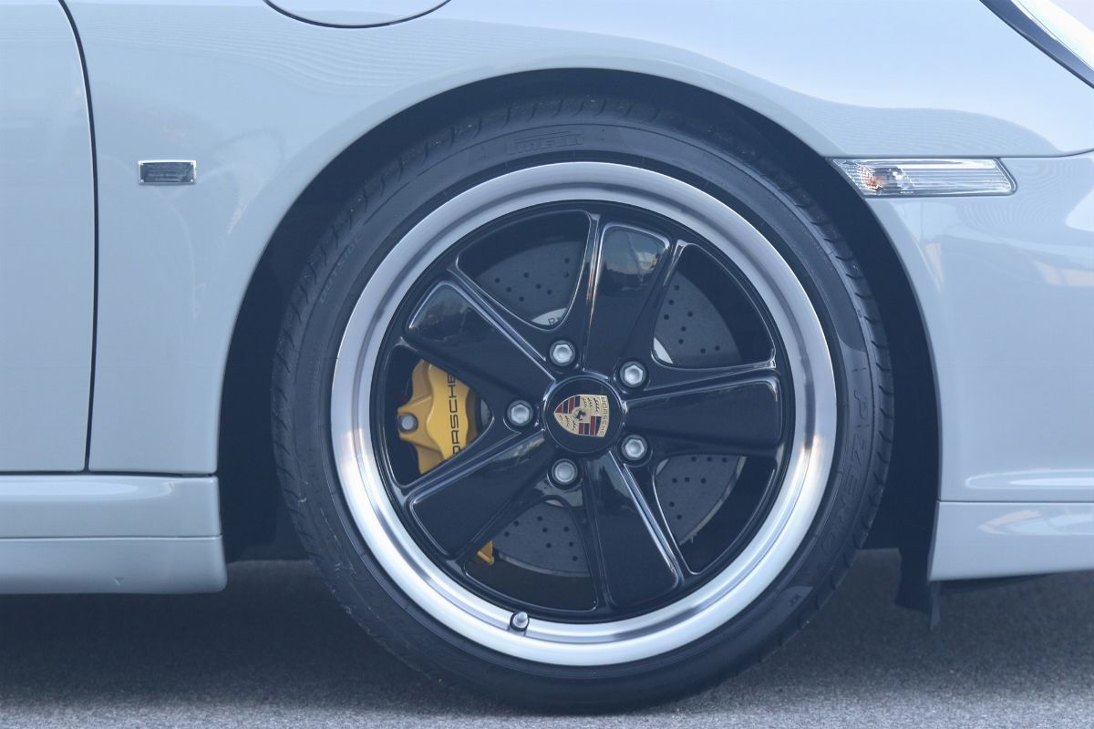 Porsche - 911 (997) Sport Classic
