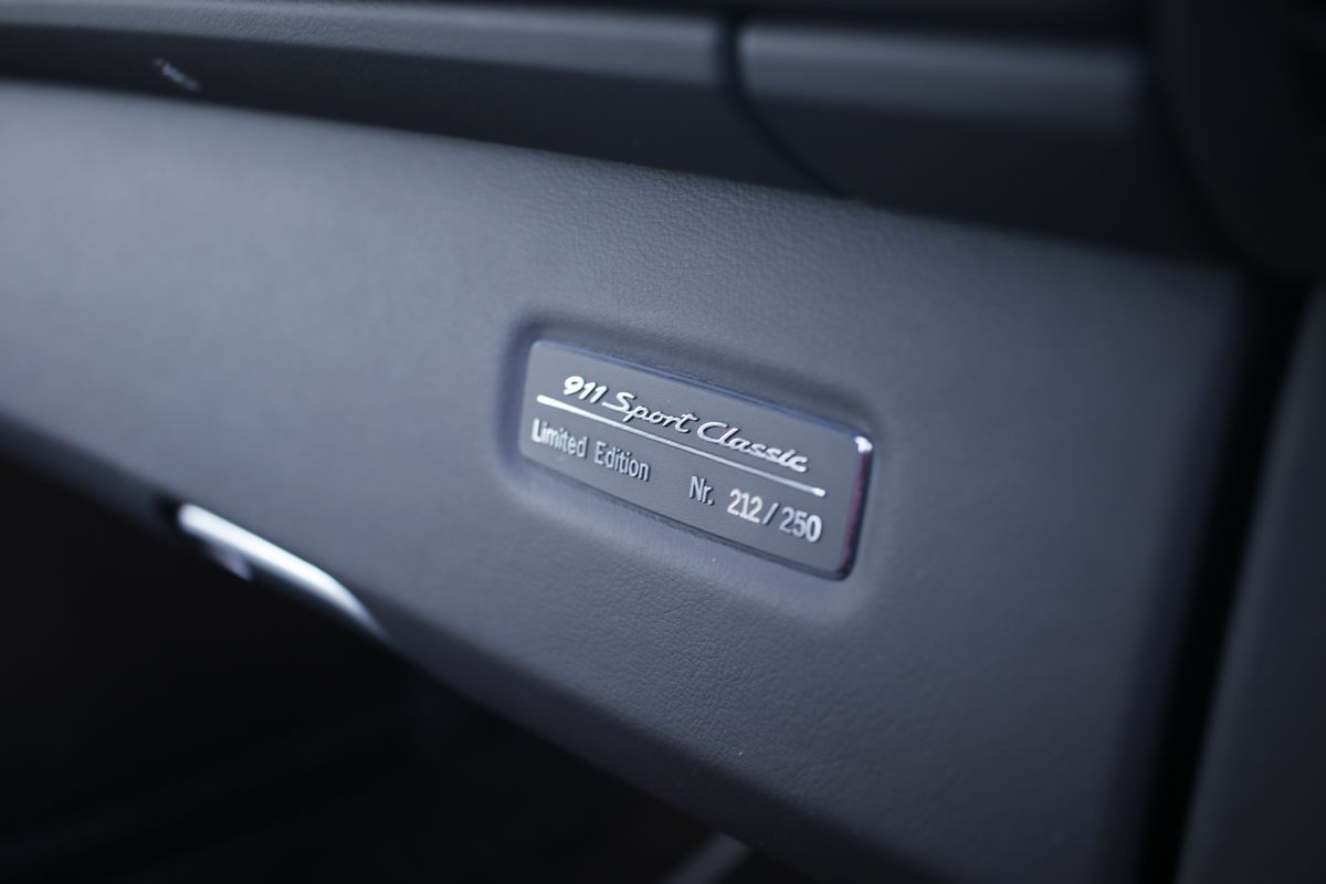 Porsche - 911 (997) Sport Classic