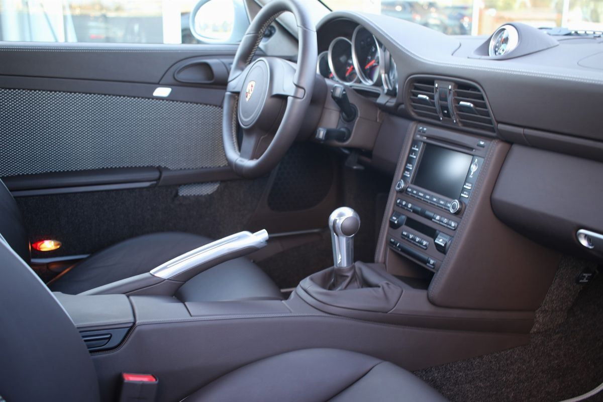 Porsche - 911 (997) Sport Classic