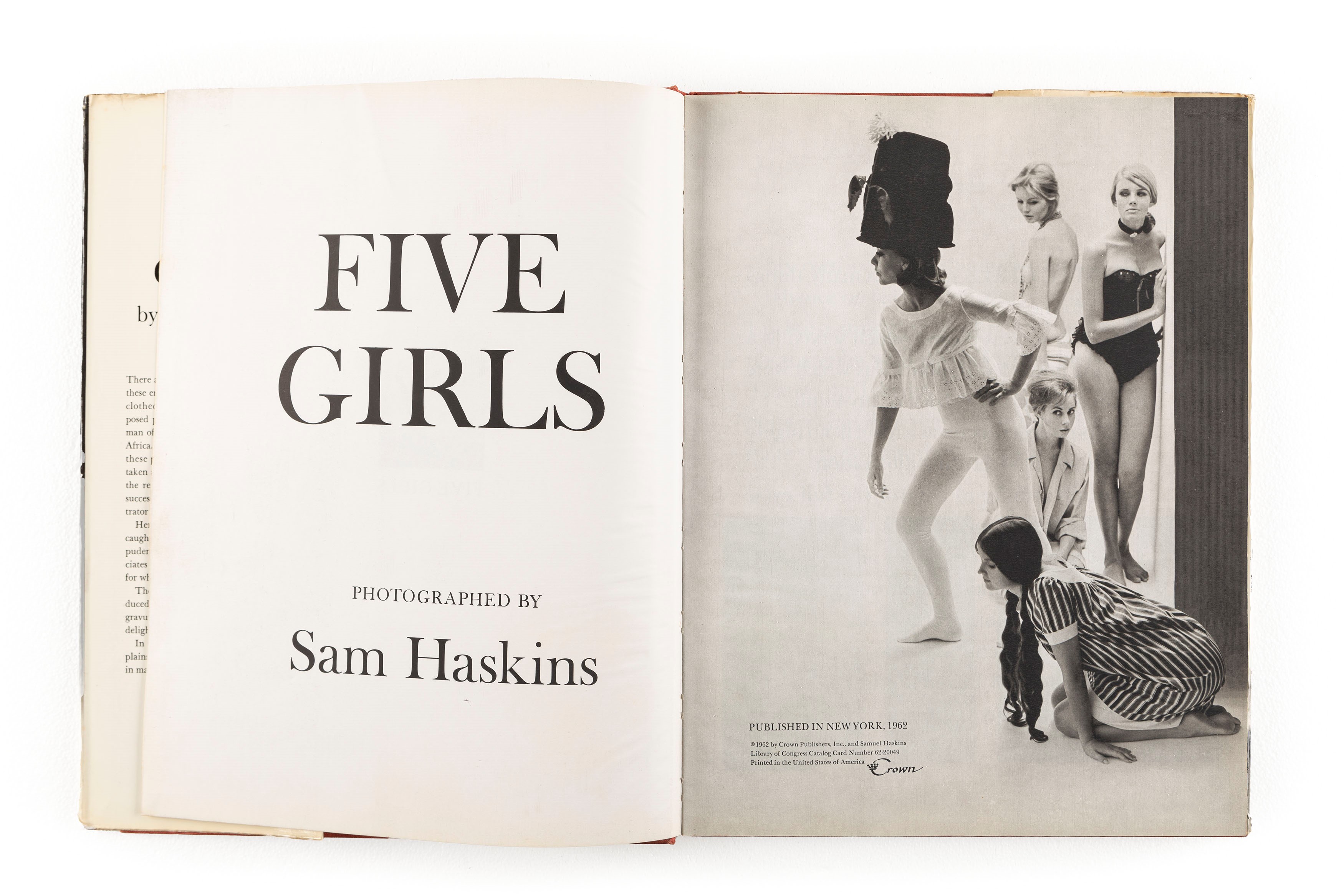 Samuel Haskins - Five girls 1962 | Photographs: Under 1K | Finarte
