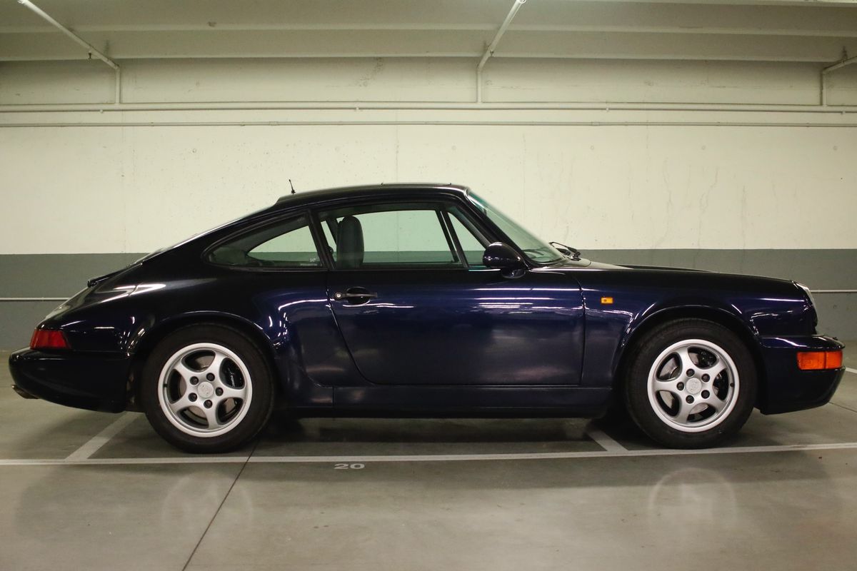 Porsche - 911 (964) Carrera 4