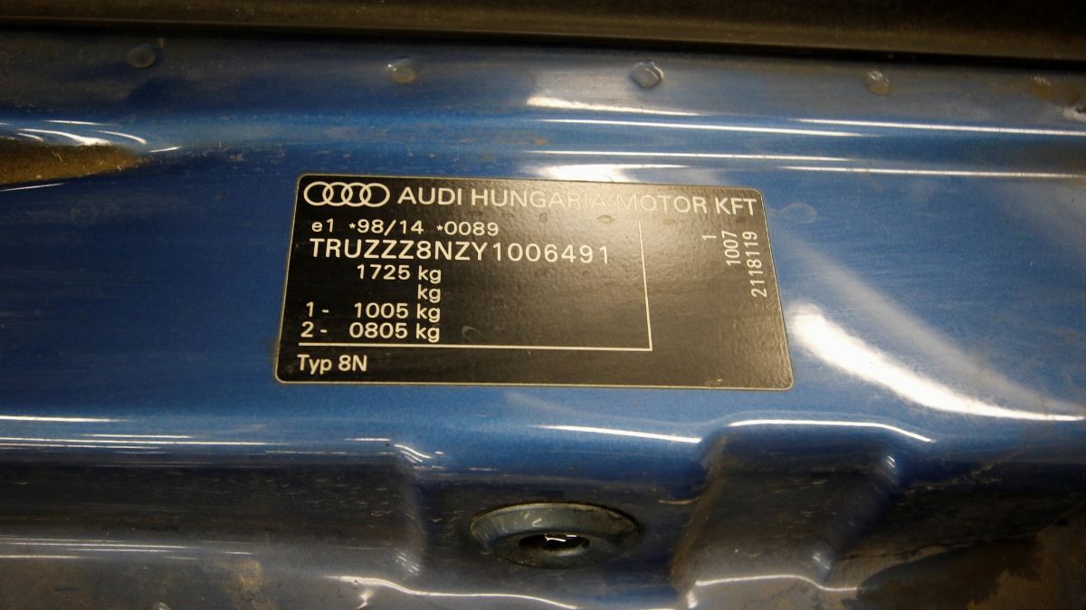 Audi - Tt 1.8 T 20v Quattro