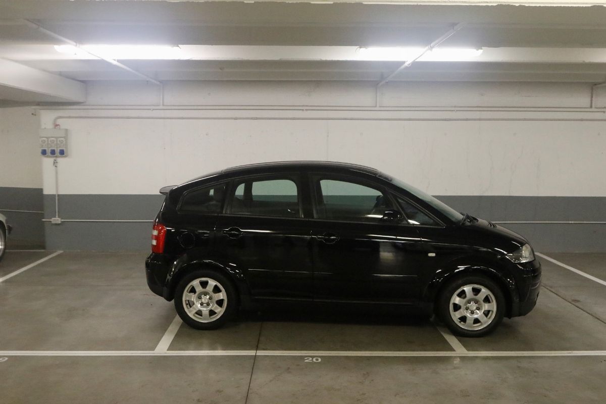 Audi - A2