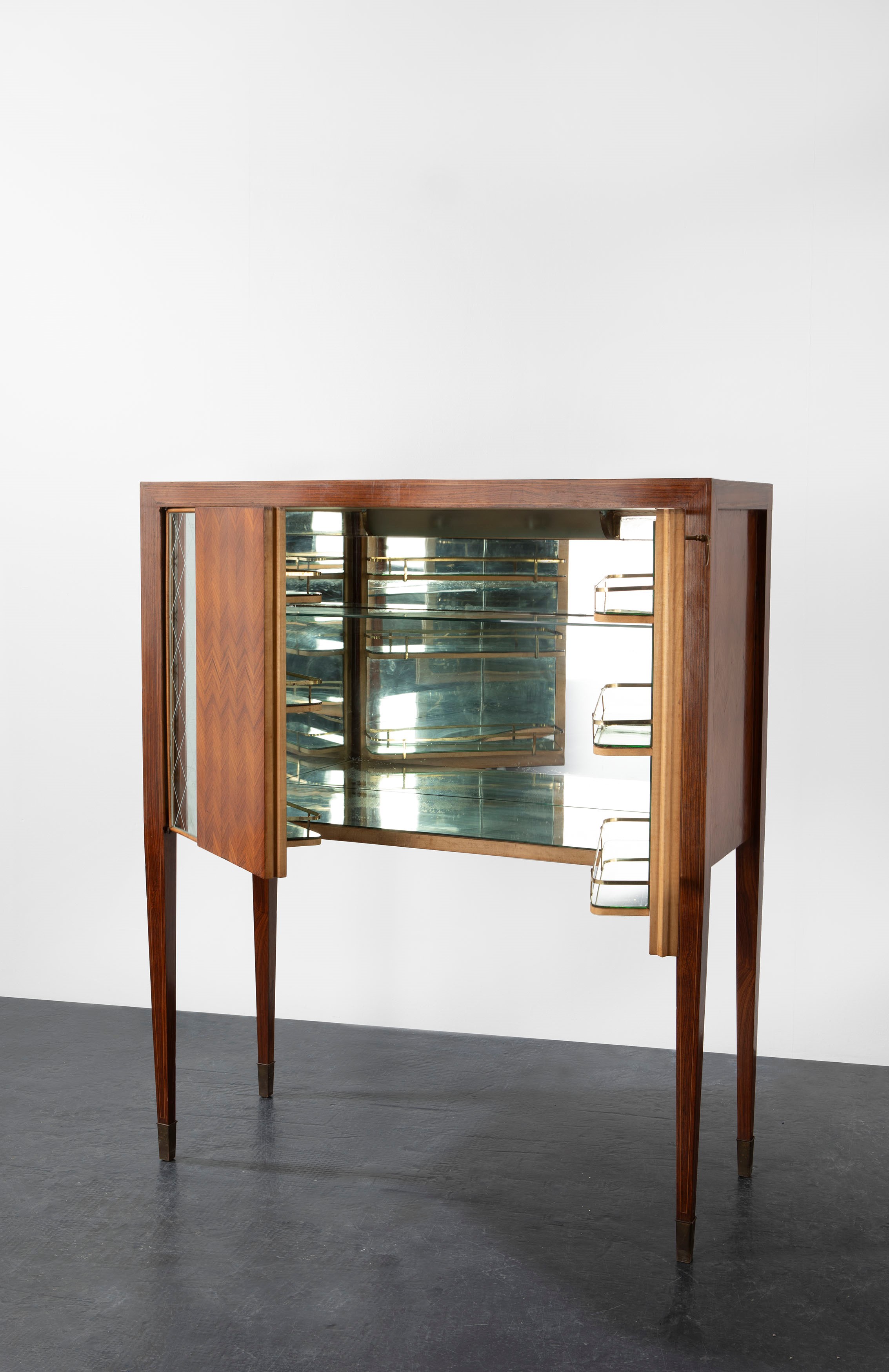 Paolo Buffa - Mobile Bar