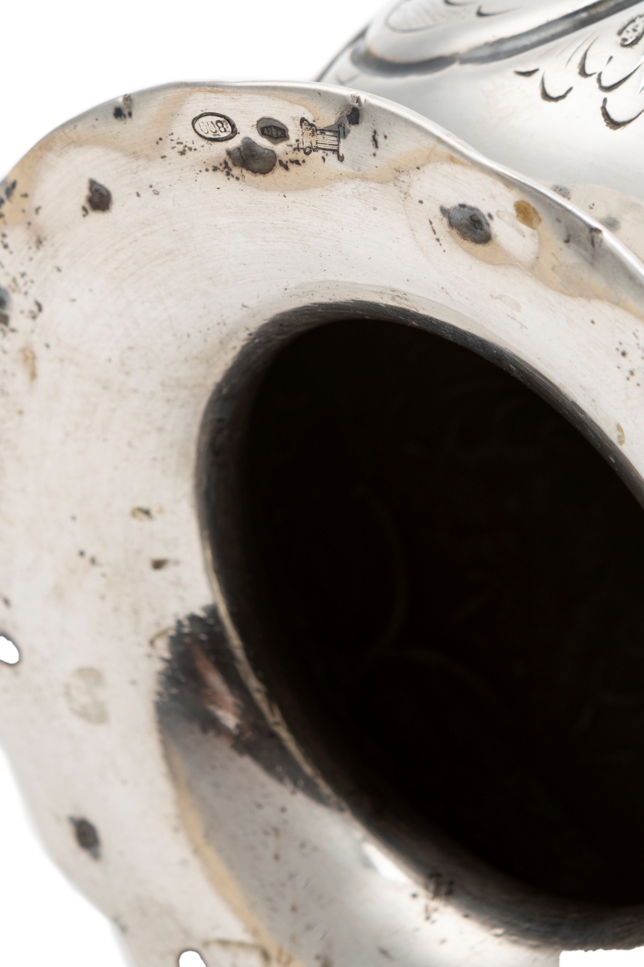 Quattro vasi e un centrotavola