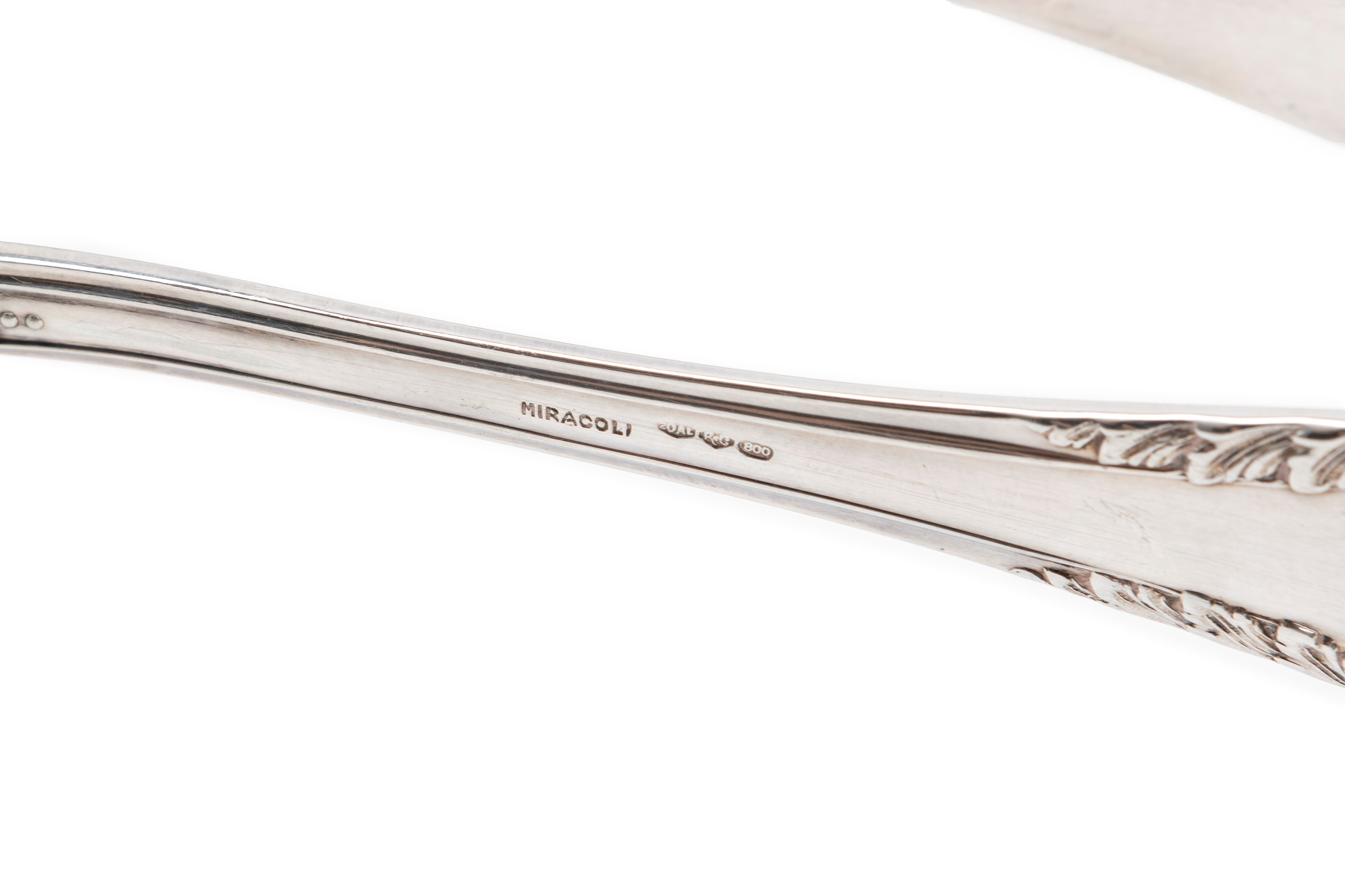 Gruppo di quindici oggetti