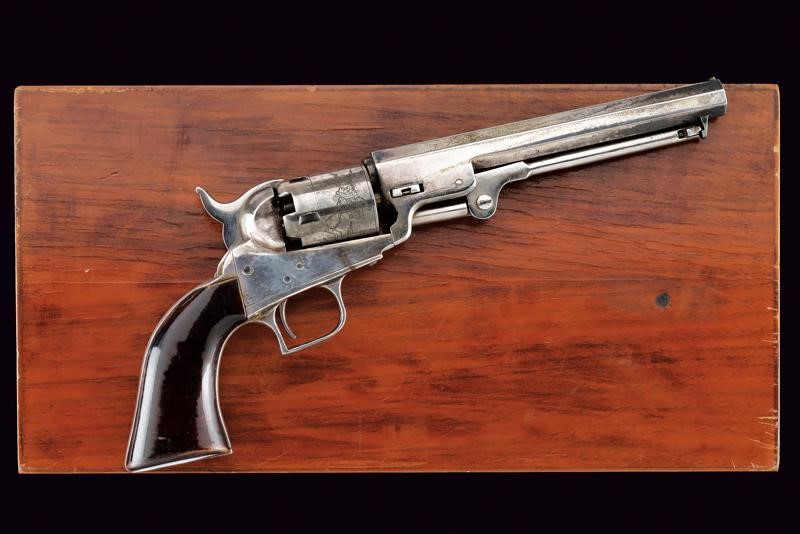 Revolver a Luminello sul Tipo Pocket Navy in Cassetta