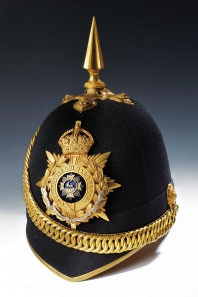 Elmo per 'Home Service' da ufficiale del Bedfordshire Regiment, Regno Unito, Prima metà del XX Se...