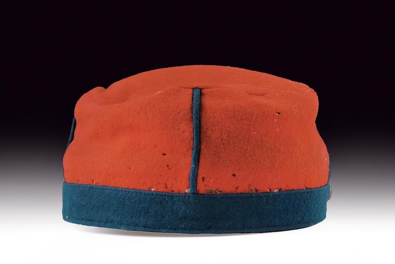 Berretto garibaldino, Regno d'Italia, in panno rosso con visiera nera
